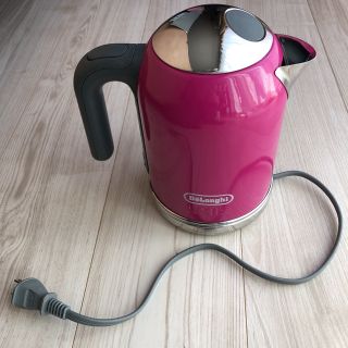 デロンギ(DeLonghi)のデロンギ　ケトル(電気ケトル)