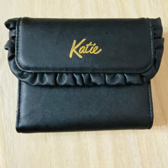 Katie(ケイティー)の【専用】Katie ♡ 折りたたみフリルウォレット＆フリルトート レディースのファッション小物(財布)の商品写真