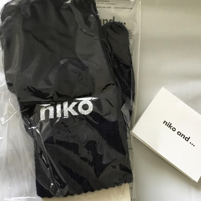 niko and...(ニコアンド)のお値下げ❣️niko and…手袋　ラッピング袋付❤︎クリスマスプレゼント レディースのファッション小物(手袋)の商品写真