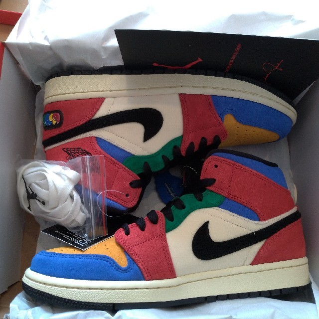 NIKE AIR JORDAN1 MID 25cm