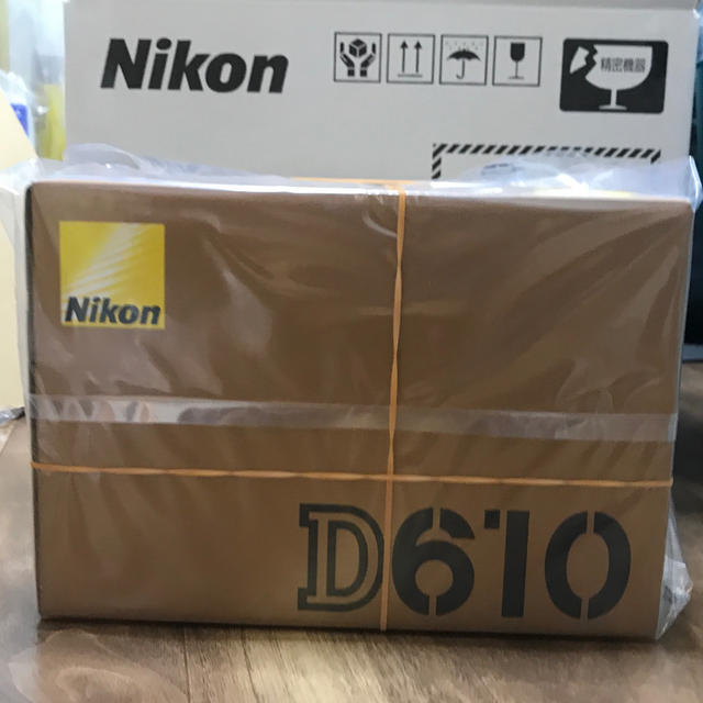 D610 新品未使用　ボディ　フルサイズ　Nikonニコン