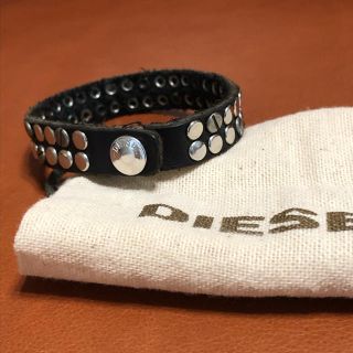 ディーゼル(DIESEL)のディーゼル DIESEL スタッズデザインブレスレット(ブレスレット)