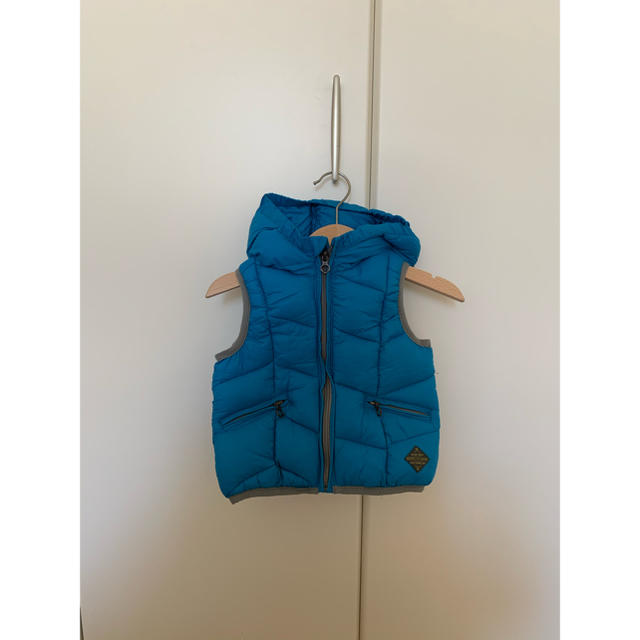 ZARA KIDS(ザラキッズ)のzara kids  ダウン　ベスト キッズ/ベビー/マタニティのベビー服(~85cm)(ジャケット/コート)の商品写真