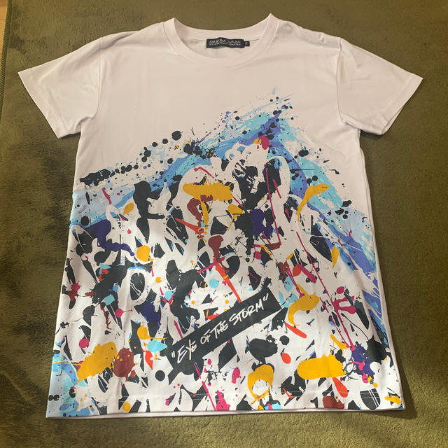 ONE OK ROCK(ワンオクロック)のともちん様専用★ONE OK ROCK Tシャツ エンタメ/ホビーのタレントグッズ(ミュージシャン)の商品写真