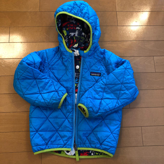 patagonia(パタゴニア)のパタゴニアキッズ5T キッズ/ベビー/マタニティのキッズ服男の子用(90cm~)(ジャケット/上着)の商品写真