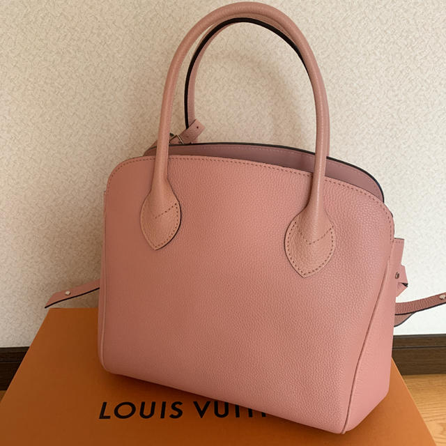 LOUIS VUITTON(ルイヴィトン)の専用☆ルイヴィトン 新作 ミラpm トリヨンレザー ローズプードル レディースのバッグ(ショルダーバッグ)の商品写真