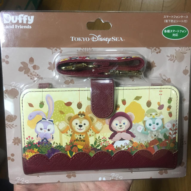 Disney(ディズニー)の未使用未開封 ディズニー商品 ダッフィー フレンズの スマートフォンケース エンタメ/ホビーのおもちゃ/ぬいぐるみ(キャラクターグッズ)の商品写真