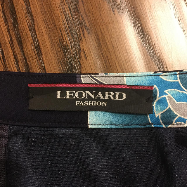 LEONARD(レオナール)のレオナールスカート レディースのスカート(ひざ丈スカート)の商品写真