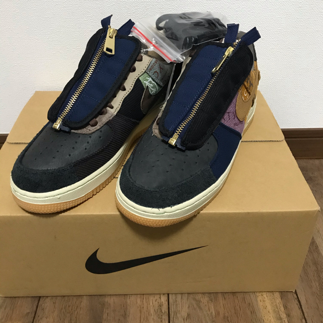 AIR FORCE 1 LOW CACTUS JACK トラヴィス