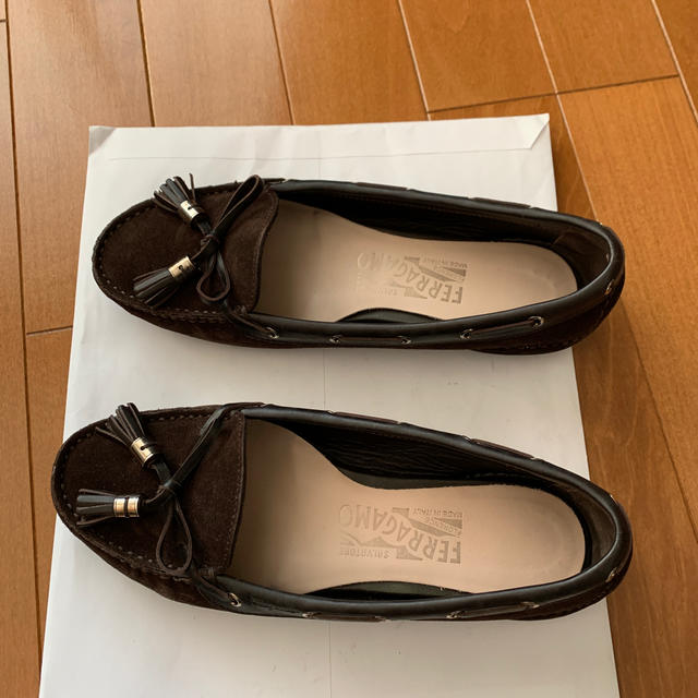 Salvatore Ferragamo(サルヴァトーレフェラガモ)のフェラガモ   ローファー  22.5 レディースの靴/シューズ(ローファー/革靴)の商品写真