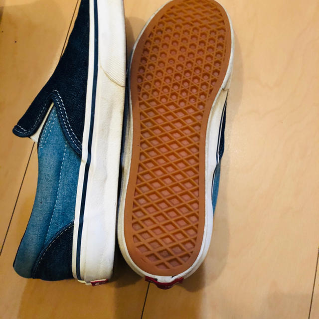 VANS(ヴァンズ)のvans スニーカー　スリッポン　青 メンズの靴/シューズ(スニーカー)の商品写真