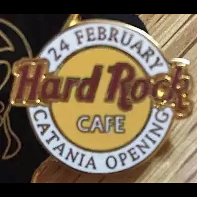 Hard Rock CAFE(ハードロックカフェ)のHRCカターニア グランドOPENピン エンタメ/ホビーのアニメグッズ(バッジ/ピンバッジ)の商品写真