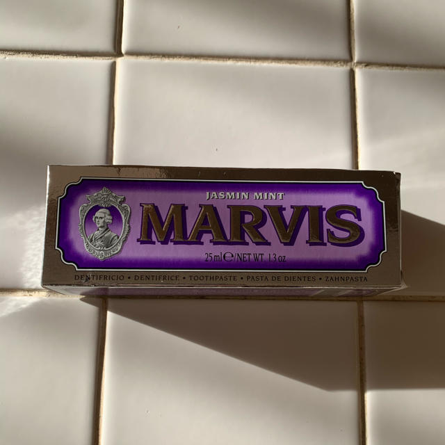 MARVIS(マービス)のMARVIS マービス ジャスミン ミント 25ml コスメ/美容のオーラルケア(歯磨き粉)の商品写真