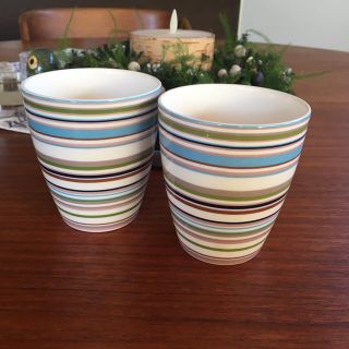 イッタラ(iittala)のiittala オリゴベージュマグ2個セット(送料込み)(グラス/カップ)