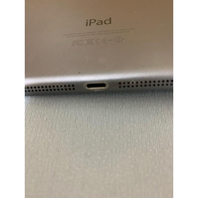 iPad(アイパッド)のiPad mini2 32GB Wifiモデル　再出品 スマホ/家電/カメラのPC/タブレット(タブレット)の商品写真