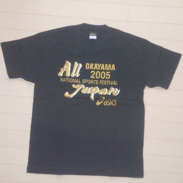 asics(アシックス)の✴新品✴【Ｔシャツ】asics Ｔシャツ 2005岡山 レディースのトップス(Tシャツ(半袖/袖なし))の商品写真