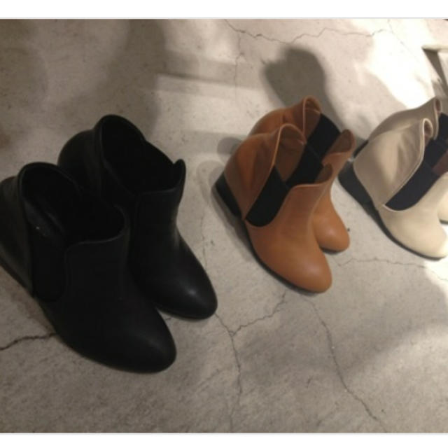 SNIDEL(スナイデル)のサイドゴアショートブーツ レディースの靴/シューズ(ブーツ)の商品写真