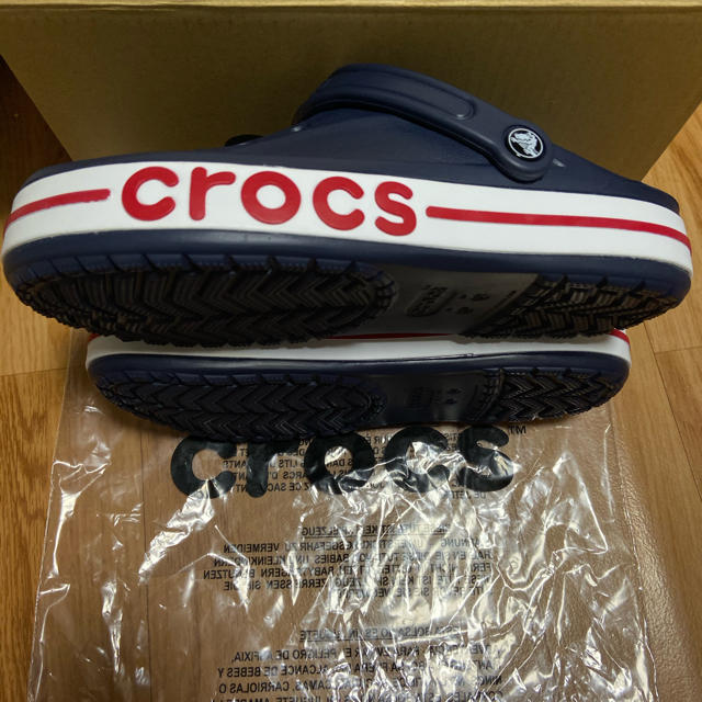 crocs(クロックス)のクロックス28cm ネイビー　新品未使用タグ付 メンズの靴/シューズ(サンダル)の商品写真