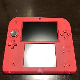 ニンテンドー2DS(ニンテンドー2DS)のニンテンドー2DS レッド おまけ付(携帯用ゲームソフト)