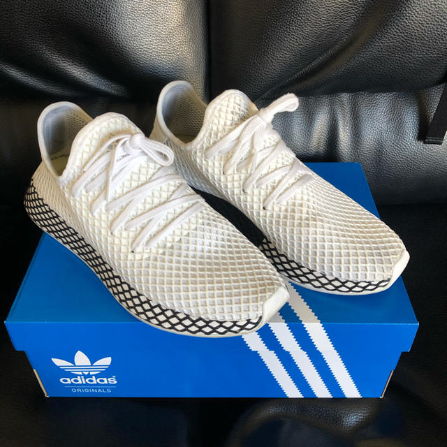 adidas(アディダス)のadidas DEERUPT RUNNER アディダス ディーラプト ランナー メンズの靴/シューズ(スニーカー)の商品写真