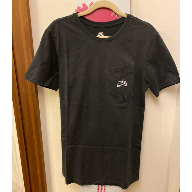 NIKE(ナイキ)のナイキTシャツ レディースのトップス(Tシャツ(半袖/袖なし))の商品写真