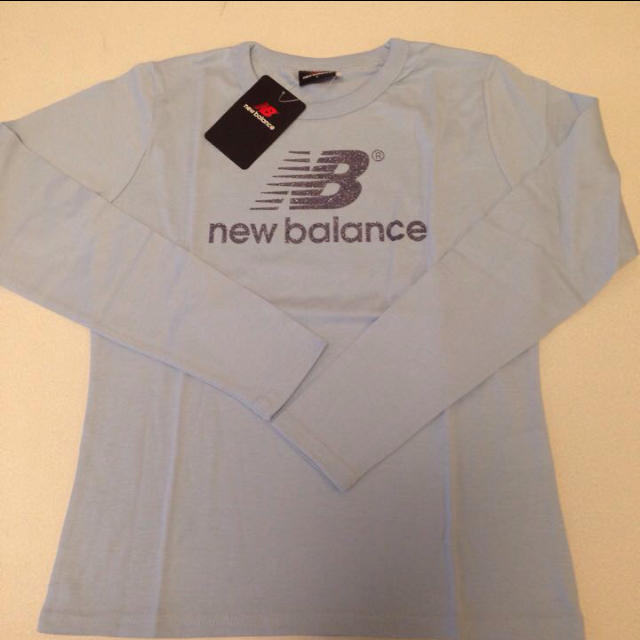 New Balance(ニューバランス)の新品！未使用 ニューバランス♡ロンT レディースのトップス(Tシャツ(長袖/七分))の商品写真