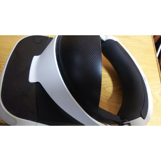 PlayStation VR(プレイステーションヴィーアール)のPSVR カメラ付き エンタメ/ホビーのゲームソフト/ゲーム機本体(家庭用ゲーム機本体)の商品写真