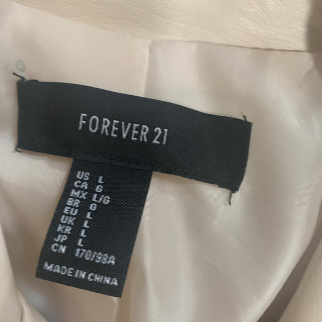 FOREVER 21(フォーエバートゥエンティーワン)の祇園舞子様専用 (11/23まで) レディースのジャケット/アウター(ライダースジャケット)の商品写真