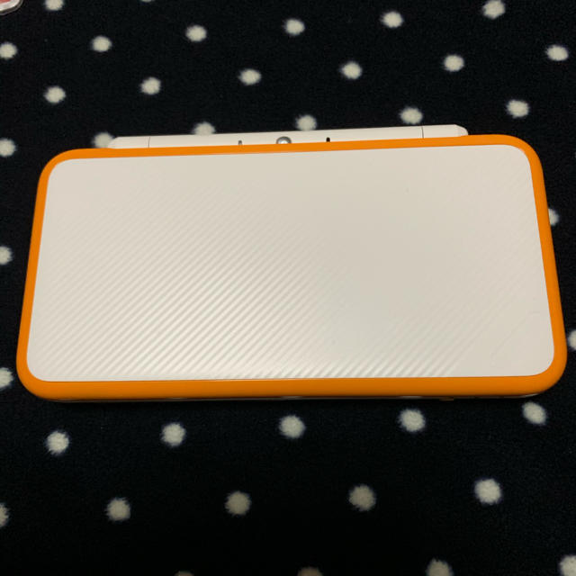 ニンテンドー2DS(ニンテンドー2DS)のNewニンテンドー2DSLL  エンタメ/ホビーのゲームソフト/ゲーム機本体(携帯用ゲーム機本体)の商品写真