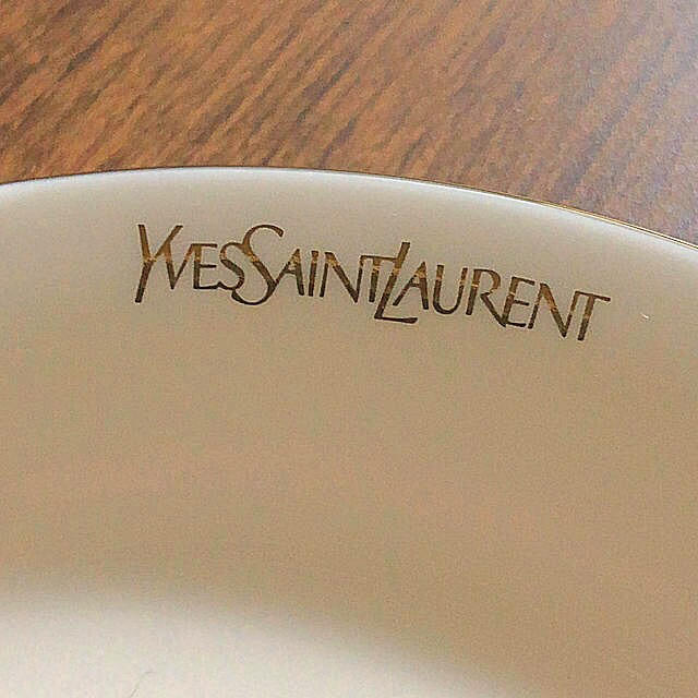 Saint Laurent(サンローラン)のお値下げ＊YSL イヴサンローラン ティーカップセット♡ インテリア/住まい/日用品のキッチン/食器(グラス/カップ)の商品写真