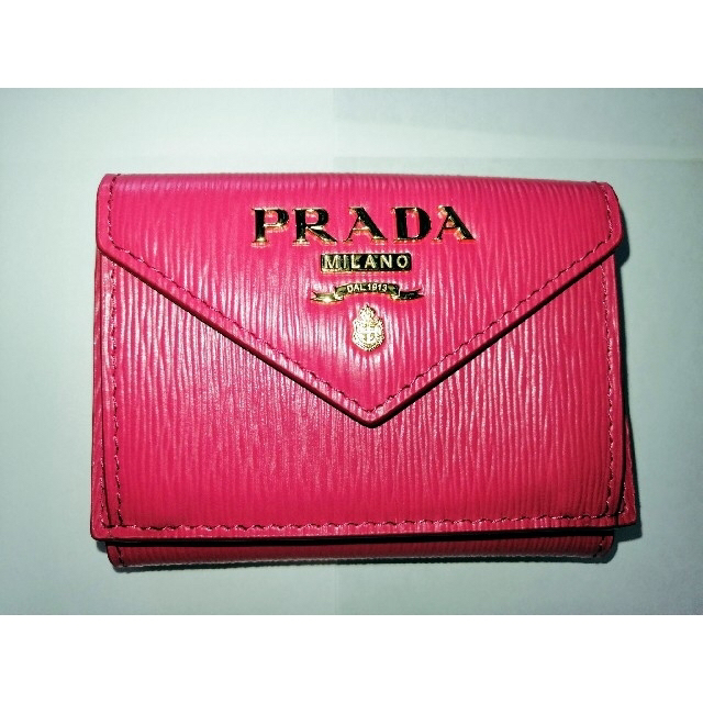 ピンクポケット【新品】PRADA プラダ 三つ折り財布 三つ折財布 三つ折り ピンク