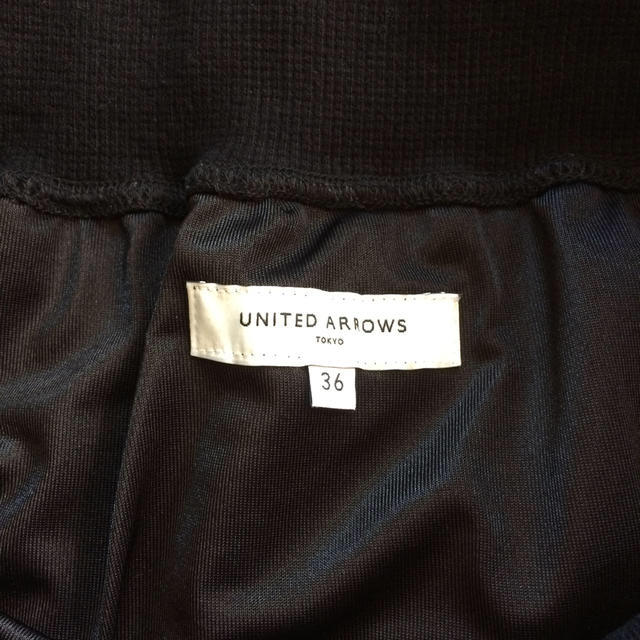 UNITED ARROWS(ユナイテッドアローズ)のUNITED ARROWS ウールスカート レディースのスカート(ひざ丈スカート)の商品写真