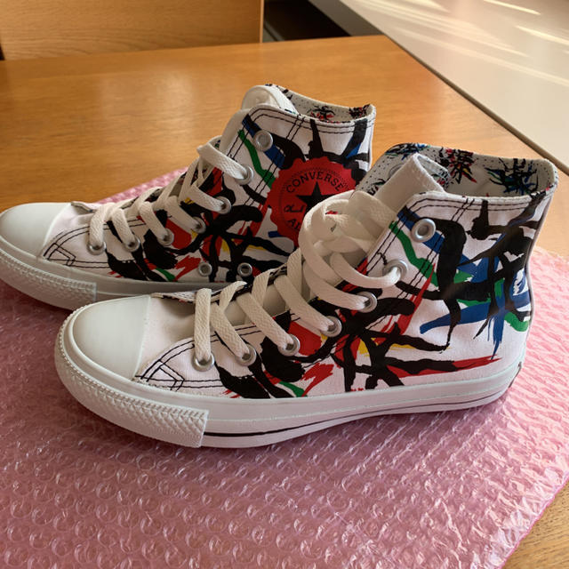 CONVERSE(コンバース)の【美品/希少】CONVERSE 岡本太郎コラボ ハイカットスニーカー 4 1/2 レディースの靴/シューズ(スニーカー)の商品写真