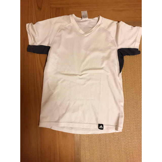 adidas(アディダス)のadidas アディダス ティシャツ メンズのトップス(Tシャツ/カットソー(半袖/袖なし))の商品写真