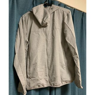 ユニクロ(UNIQLO)のUNIQLO ポータプルパーカー　グレー(パーカー)