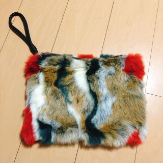 ザラ(ZARA)のZARA 大人気ファークラッチバック(クラッチバッグ)