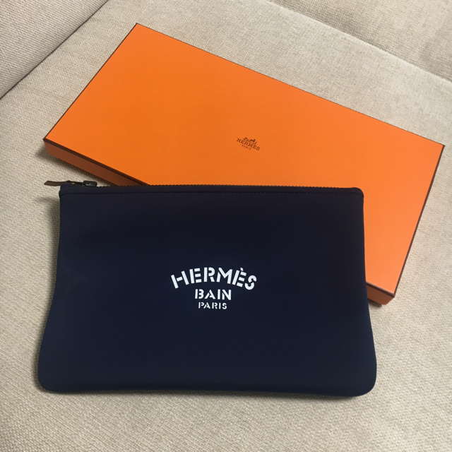 Hermes(エルメス)のエルメス ネオバンMM ネイビー 新品正規品 メンズのバッグ(セカンドバッグ/クラッチバッグ)の商品写真