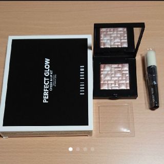 ボビイブラウン(BOBBI BROWN)のボビイブラウン  ハイライティングパウダー  ピンクグロウ(フェイスカラー)