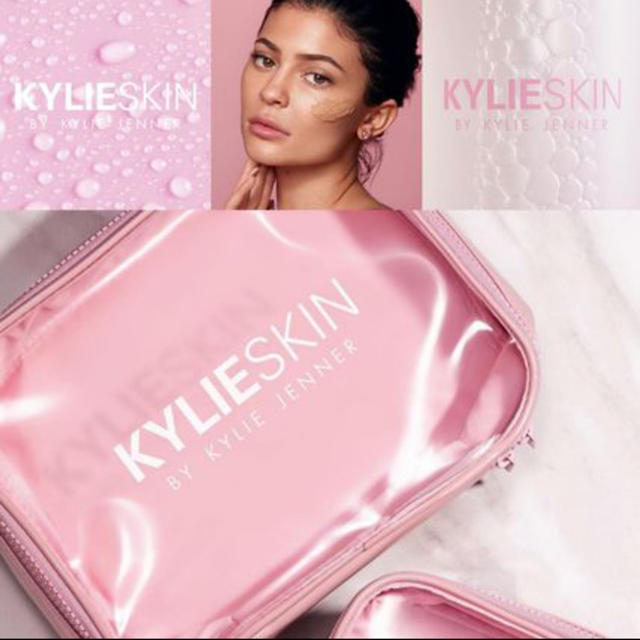 Kylie Cosmetics(カイリーコスメティックス)のKylieSkin【カイリースキン】TRAVEL BAG★ポーチ レディースのファッション小物(ポーチ)の商品写真
