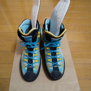 スポルティバ(LA SPORTIVA)のlasportiva トランゴキューブ サイズ40(登山用品)