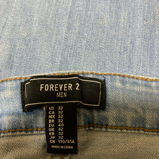 FOREVER 21(フォーエバートゥエンティーワン)のforever21 スキニーデニム メンズのパンツ(デニム/ジーンズ)の商品写真