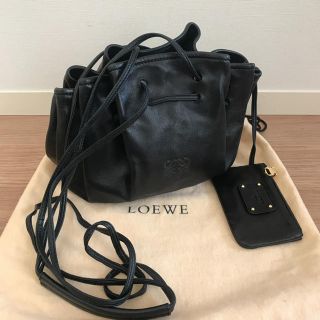 ロエベ(LOEWE)の美品　ロエベ  LOEWE ナッパレザー　ショルダーバッグ(ショルダーバッグ)