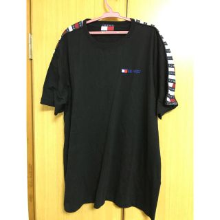 トミーヒルフィガー(TOMMY HILFIGER)のTOMMY HILFIGER ラインTシャツ(Tシャツ(半袖/袖なし))