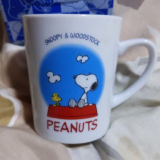 ピーナッツ(PEANUTS)のスヌーピー　マグカップ　非売品(グラス/カップ)