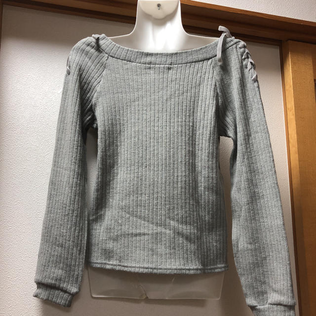 ByeBye(バイバイ)の【専用★Bye Bye】グレーのリボン付ニット レディースのトップス(ニット/セーター)の商品写真