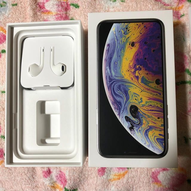 iPhone XS 本体 256GB シルバー