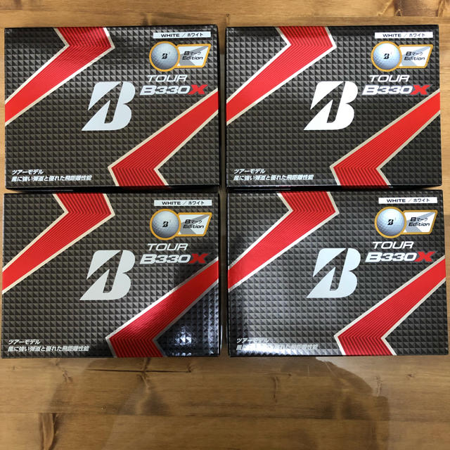 BRIDGESTONE(ブリヂストン)の【新品】送料無料　4ダース TOUR B330X  スポーツ/アウトドアのゴルフ(その他)の商品写真