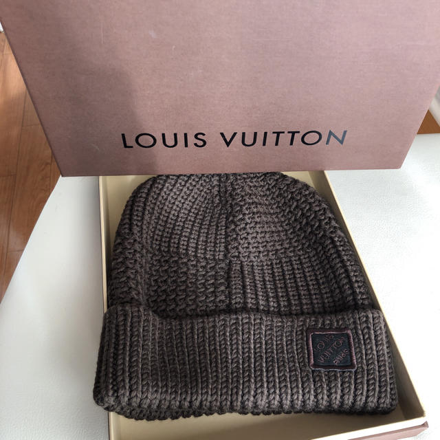 LOUIS VUITTON(ルイヴィトン)のルイ・ヴィトン　ニット帽 レディースの帽子(ニット帽/ビーニー)の商品写真