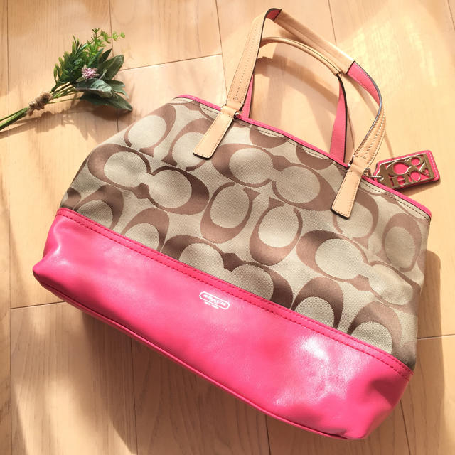 新品】COACH ショルダーバッグ ピンク - www.glycoala.com