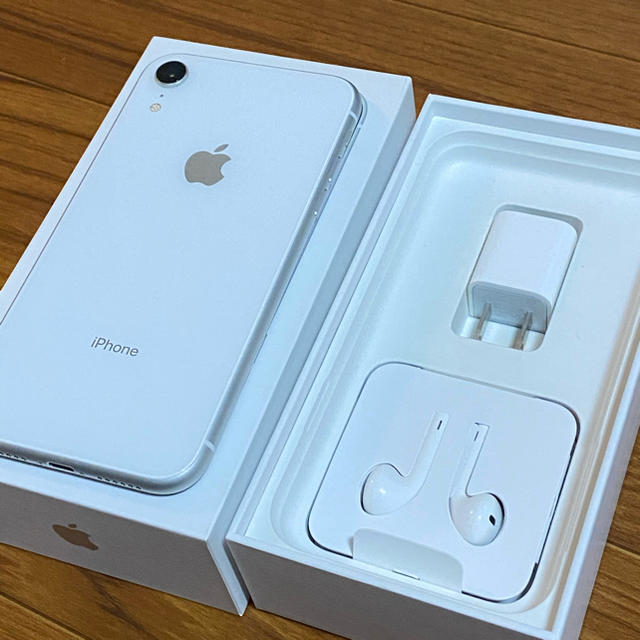 [美品]iPhone XR White 128GB 白 ※simロック解除済み